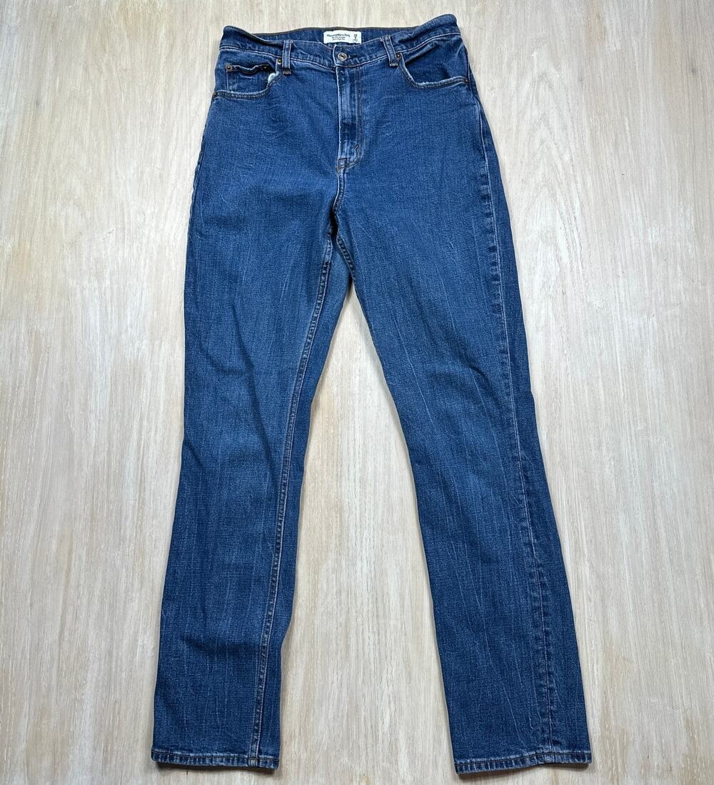 Abercrombie & Fitch Curve Love Slim Straight Ultra High Rise Casual Jeans 29